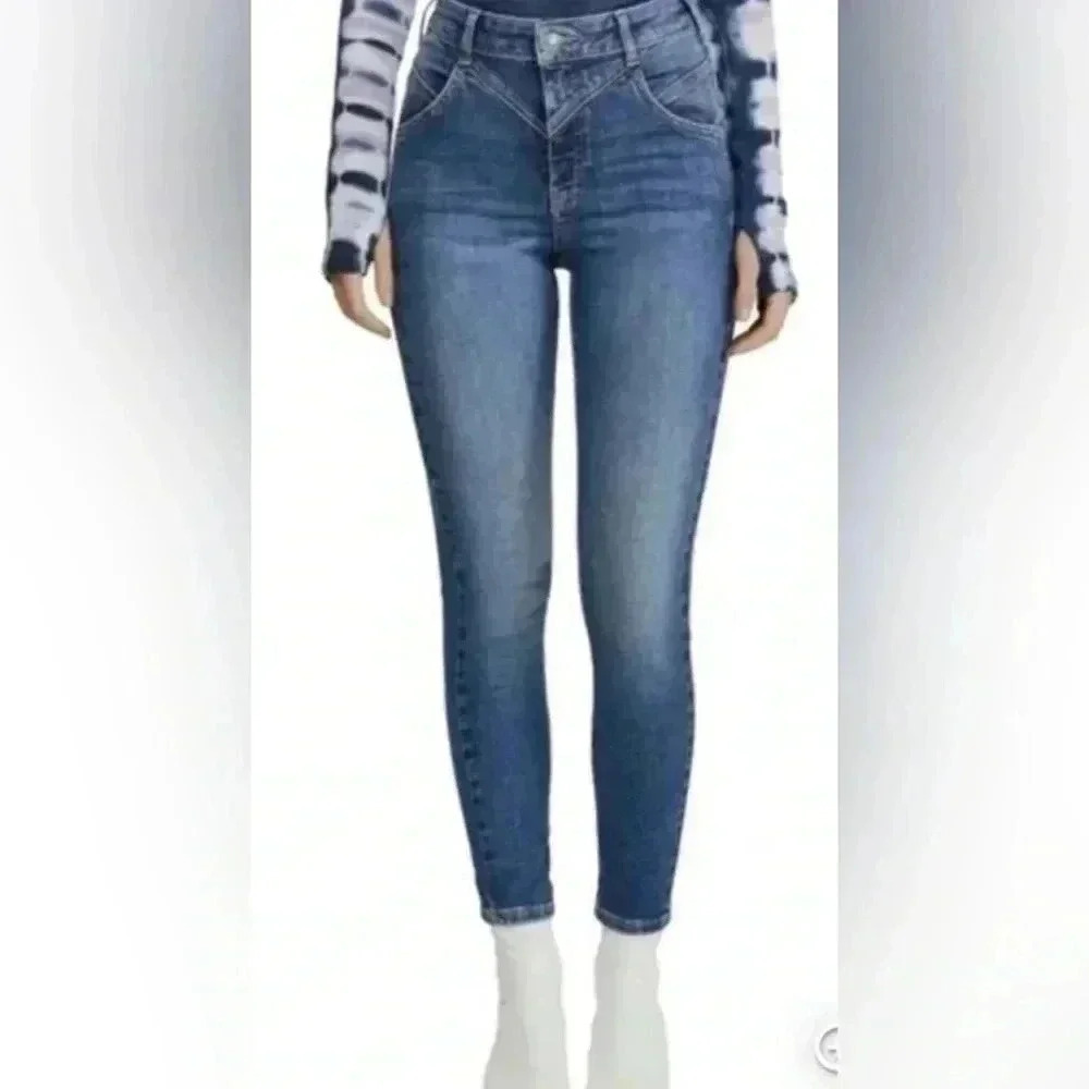 NWT We the free” Riley seam western style stretch casual 5 pocket denim  jean 26